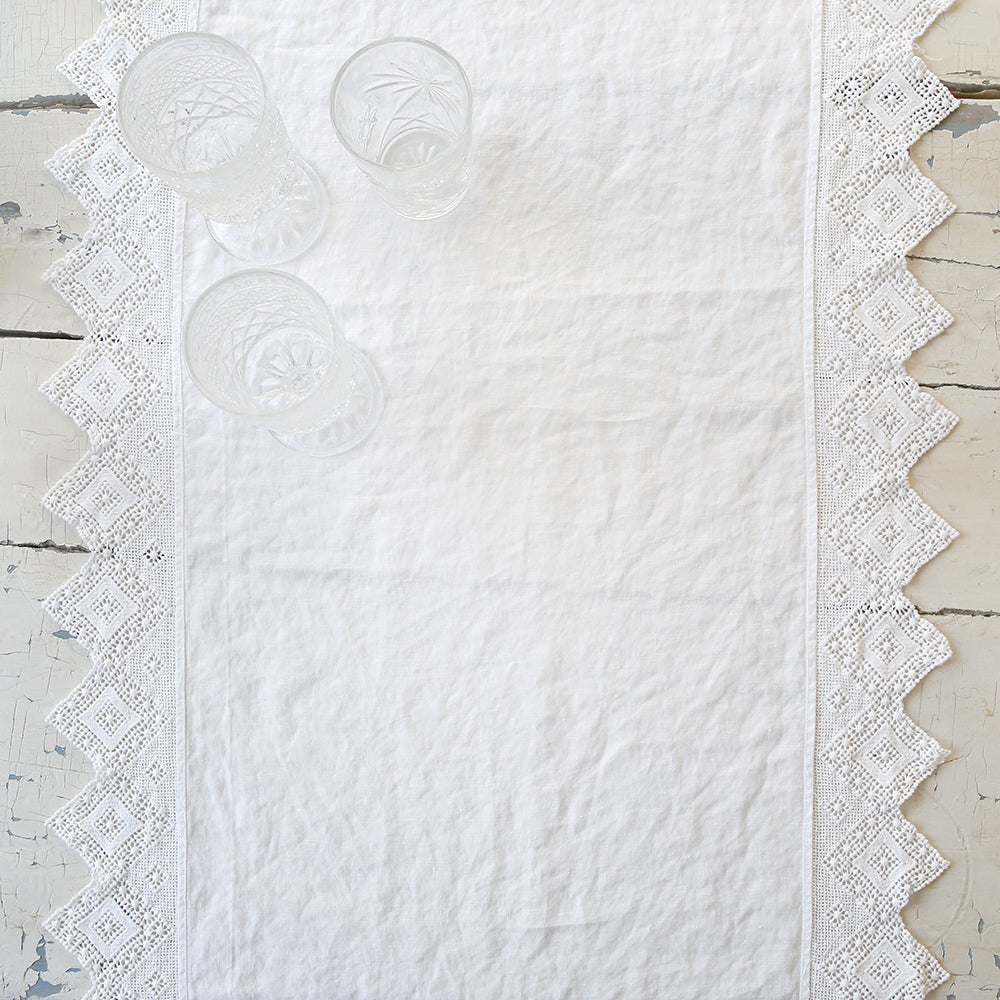 Cluny Lace White Table Runner