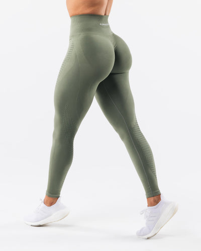 Women's - Scrunch Butt Leggings – Alphalete Athletics UK