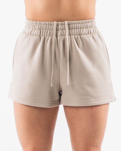 Amplify Contour Short 5 - Sand – Alphalete Athletics CA