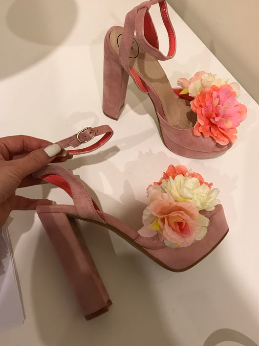 Posy Blush Floral Block Heels – ItsPommy