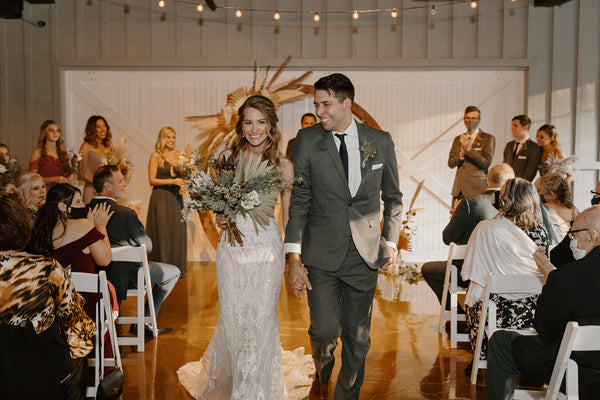 main-street-ballroom-ellicott-city-boho-maryland-wedding-photo-lucky-penny-floral