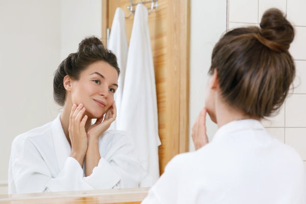 5 effective essential oils for acne-prone skin