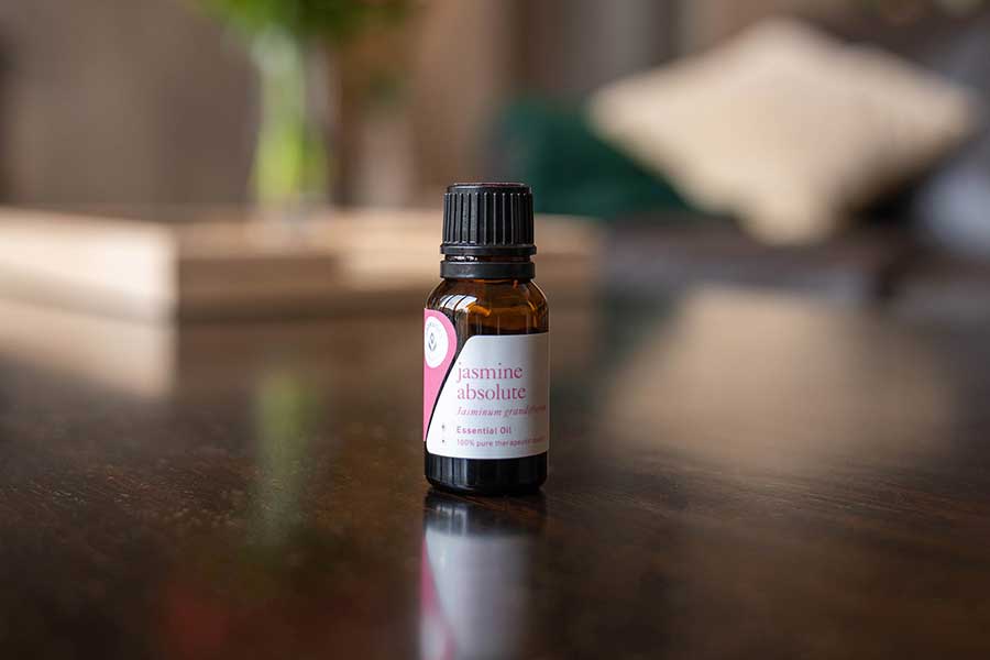 Heart notes: how floral essential oils nurture emotions