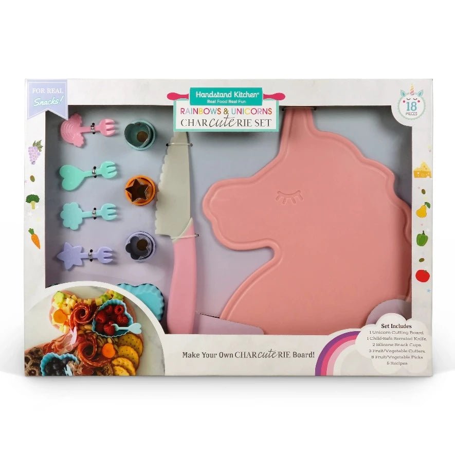 https://cdn.shopify.com/s/files/1/1755/0539/products/unicorn-charcuterie-set-cutting-board-704770_1024x1024.webp?v=1691528461