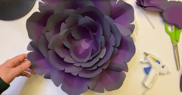 Spooky One Eyed Giant Paper Flower Tutorial