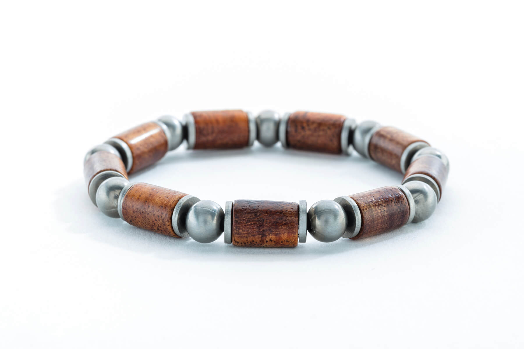 Bracelet - Hawaiian koa beaded - Davin & Kesler