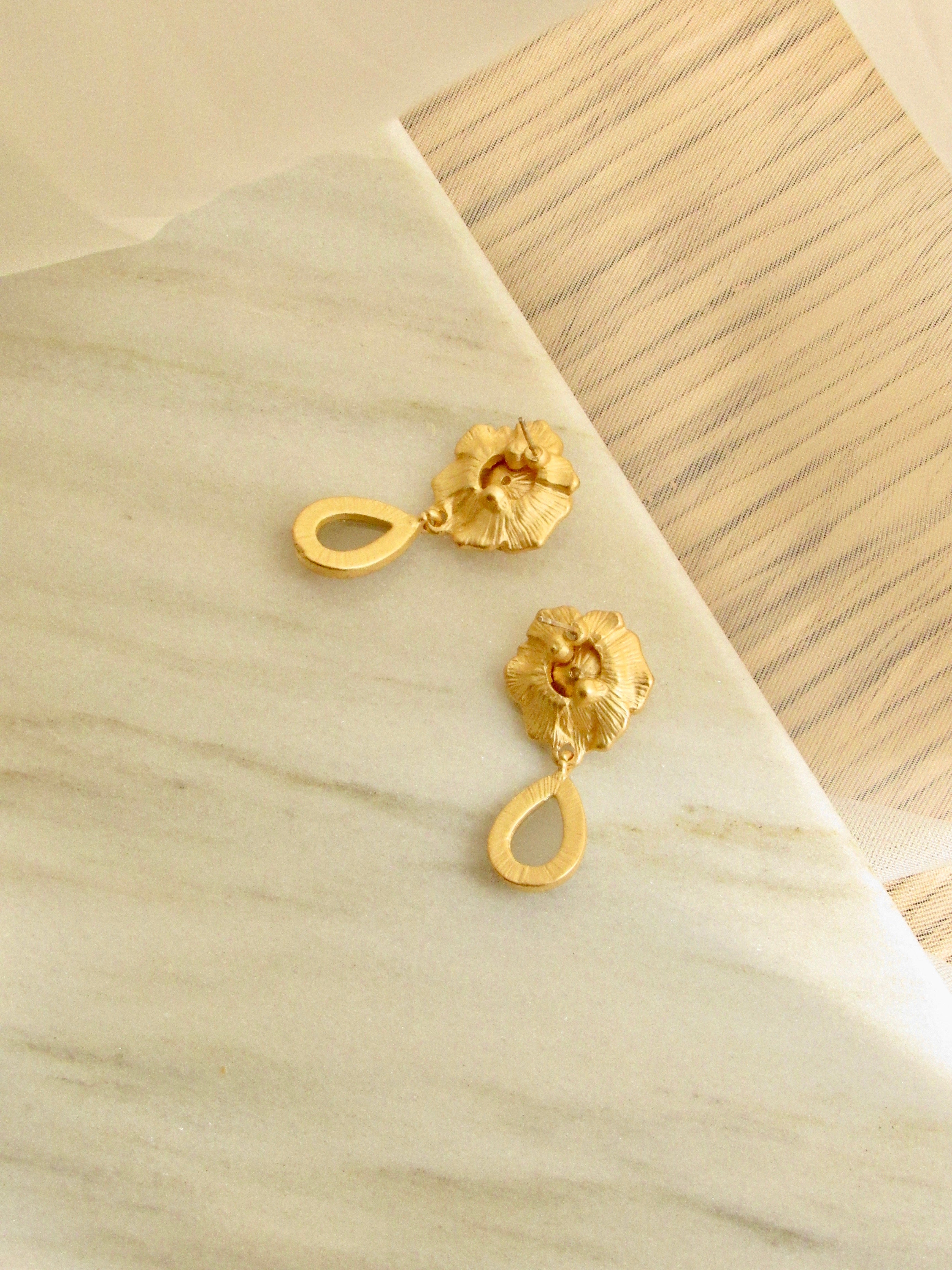 Rose Teardrop Gemstone Pearl Gold Dangle Earrings