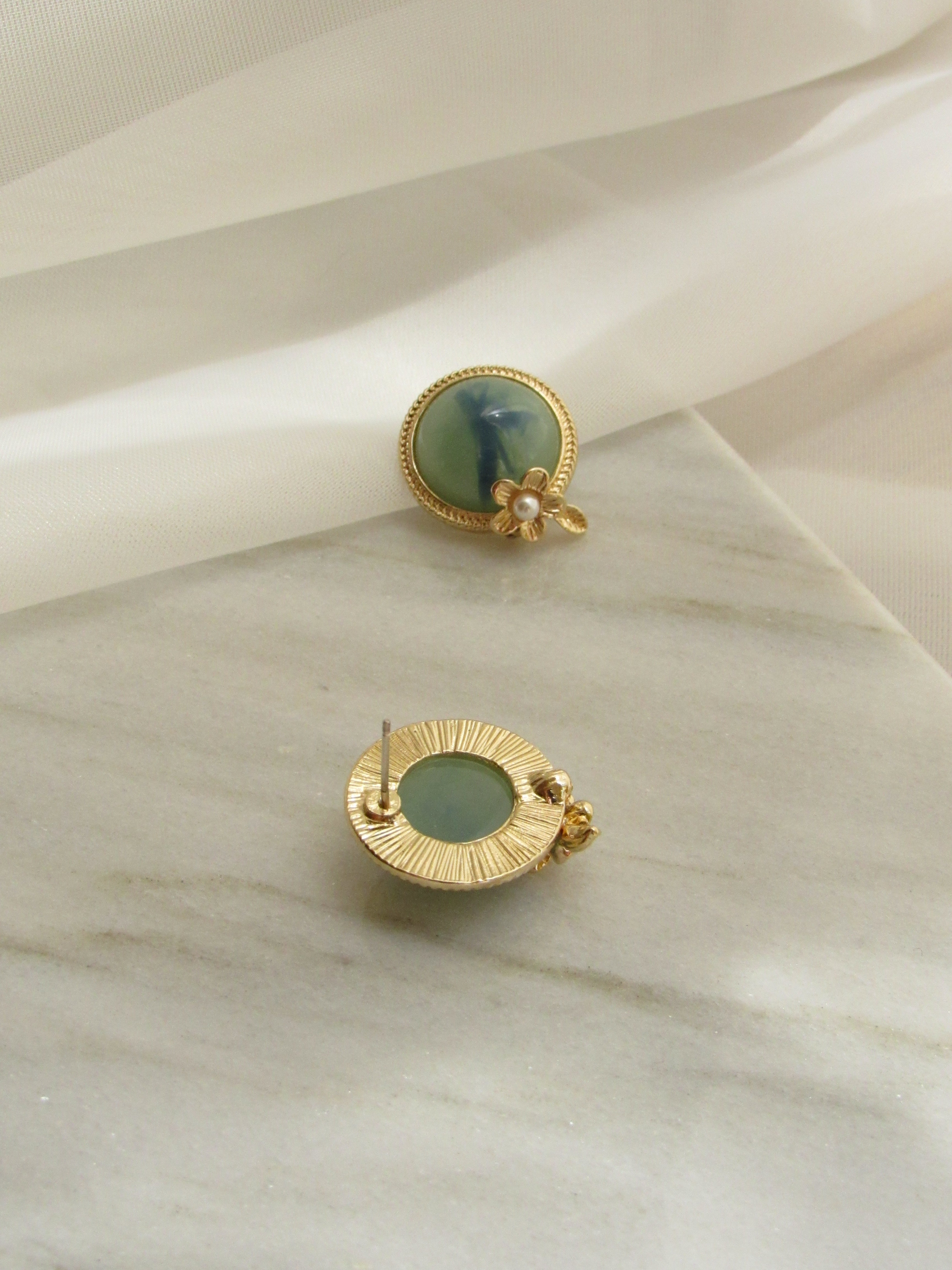 Circle Green Gemstone Floral Pearl Gold Stud Earrings