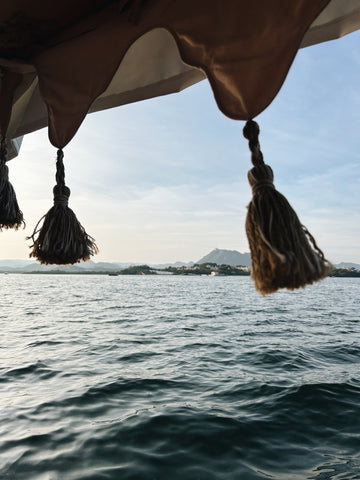 haute-victoire-india-udaipur-lake