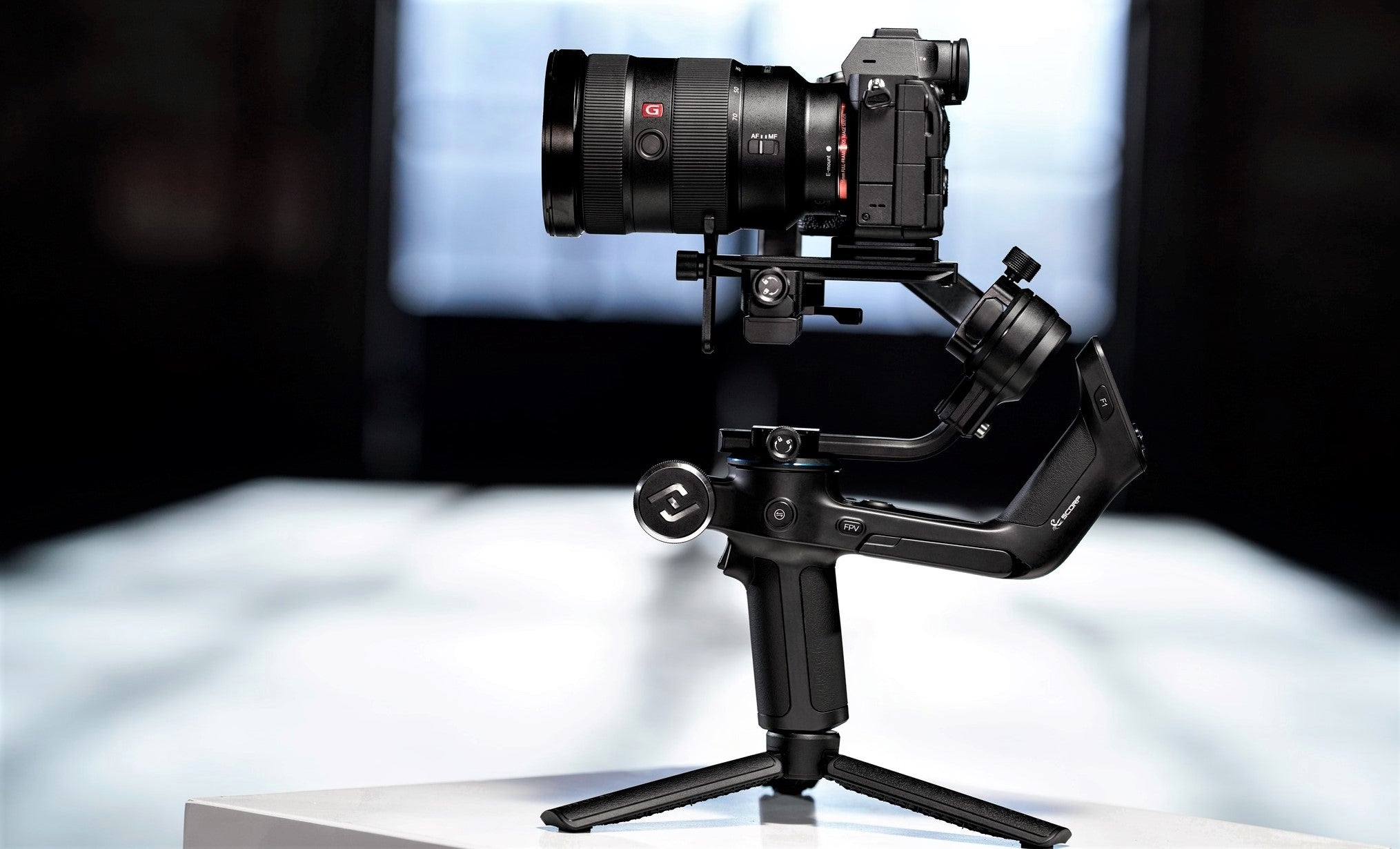 FeiyuTech Scorp Series Gimbal Poignée arrière sous-suspendue intégrée