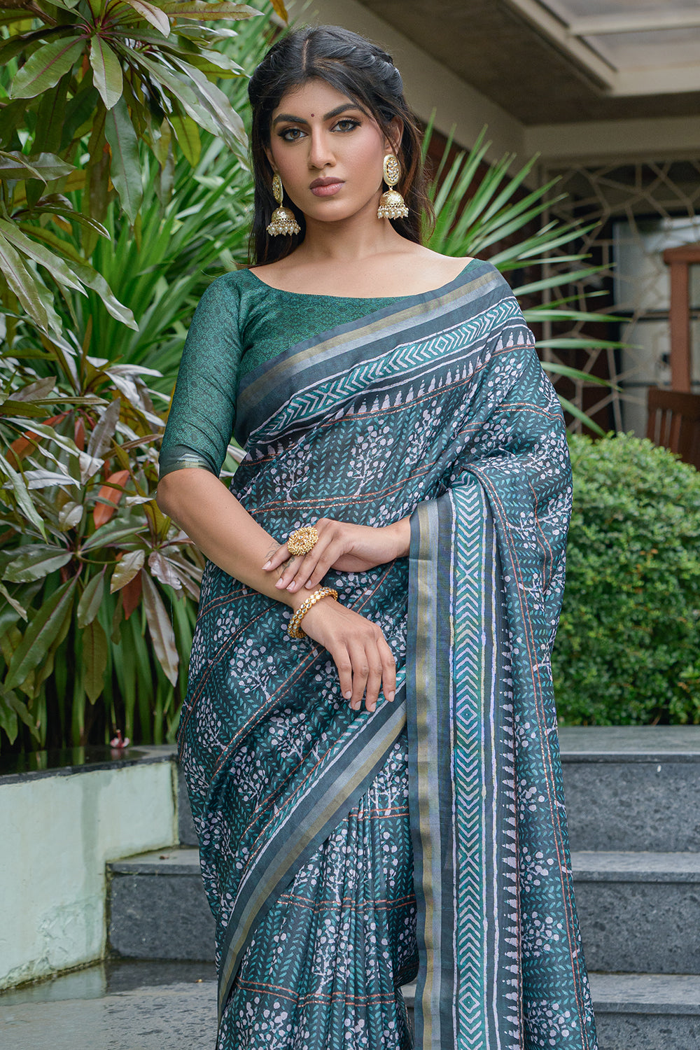 Buy Emerald Green Cotton Saree online-Karagiri