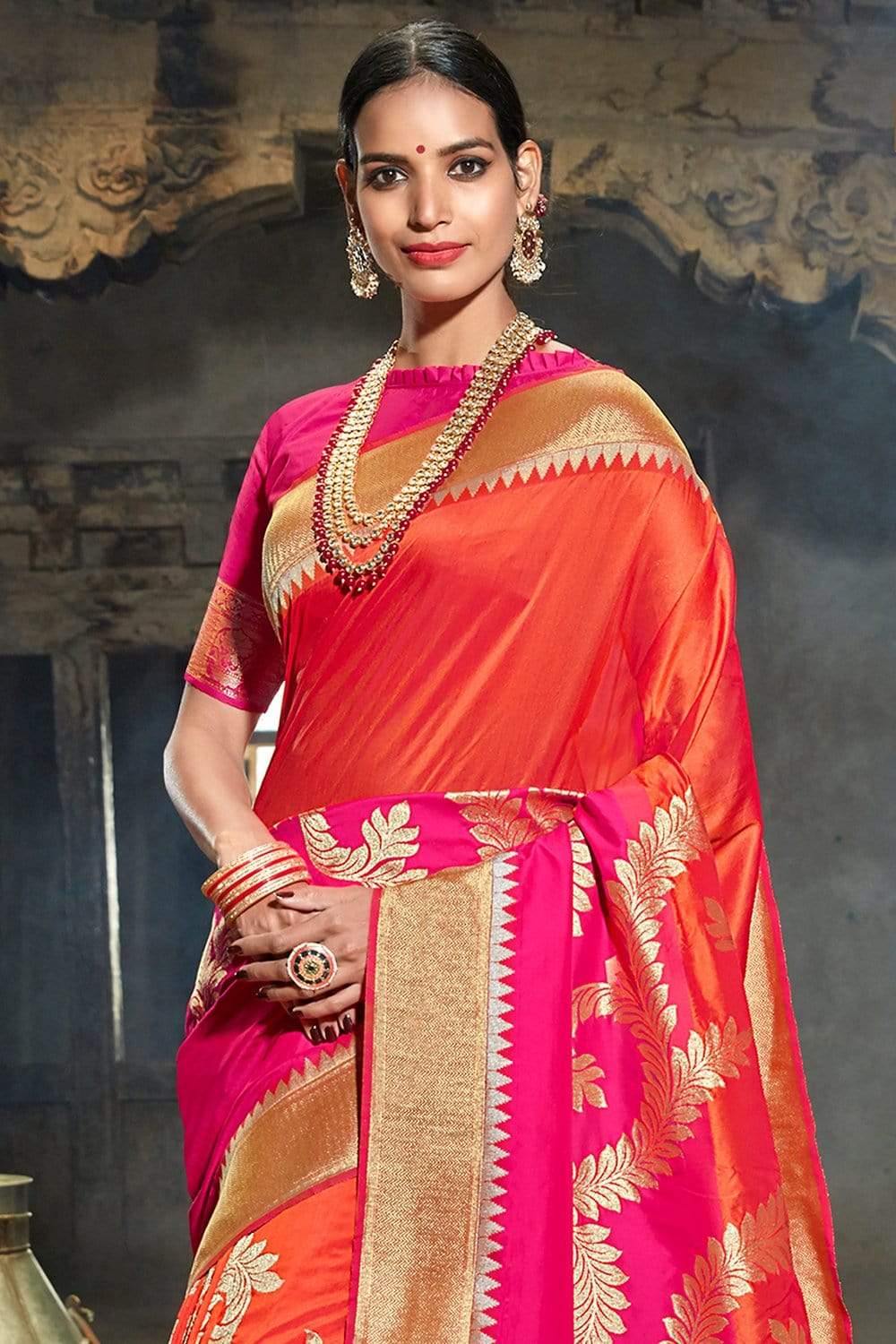 Buy the beautiful Hot And Strawberry Pink South Silk Saree - Karagiri