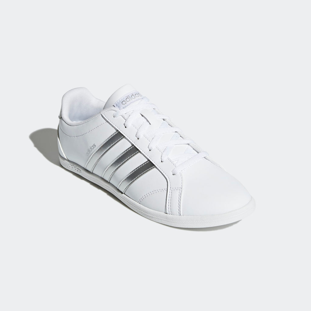 adidas women's coneo qt low top sneakers