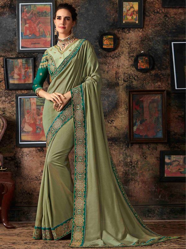 Beautiful Saree Depict Latest Fashion Trend