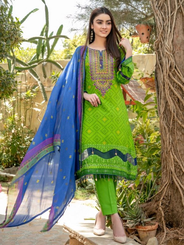 Green Salwar Kameez For Mehendi Function