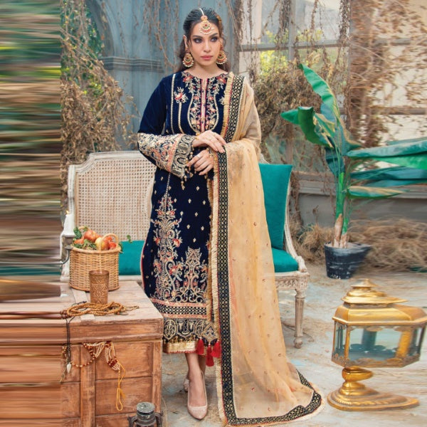 Pakistani Suit in Velvet Fabric