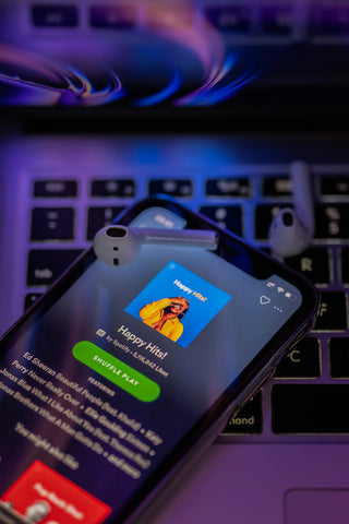 How Much Does 1 Million Monthly Listeners on Spotify Pay?