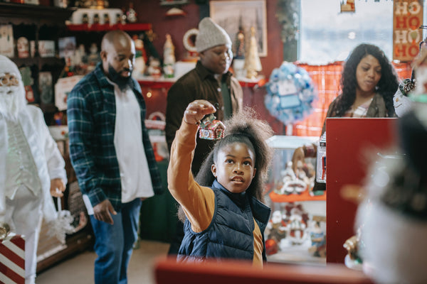 family shopping together