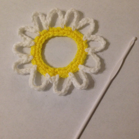 crochet crocheted daisy
