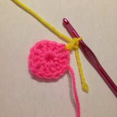 double crochet, round 2 of a granny square