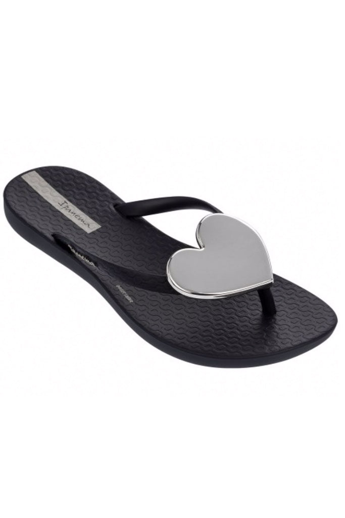 ipanema heart flip flops