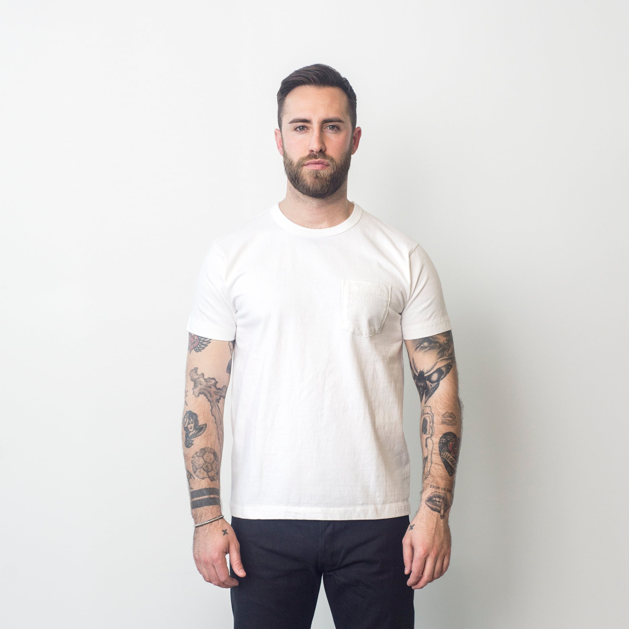 Whitesville Heavyweight Pocket T-shirt White – The Foxhole