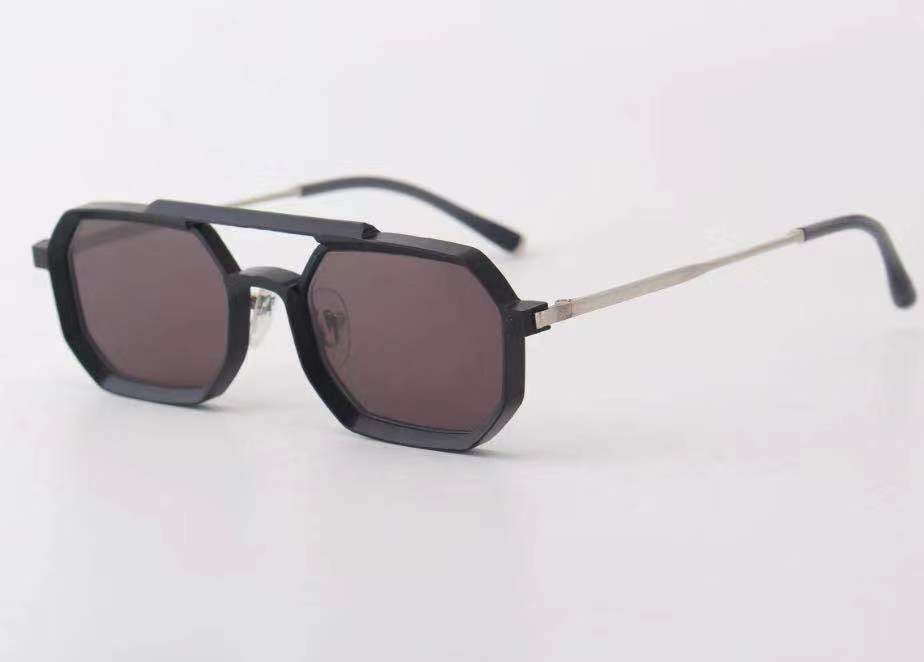 Small Square Geometric Fashion SUNGLASSES