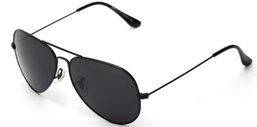 P3026 - Classic POLARIZED Aviator Fashion SUNGLASSES Black/Smoke