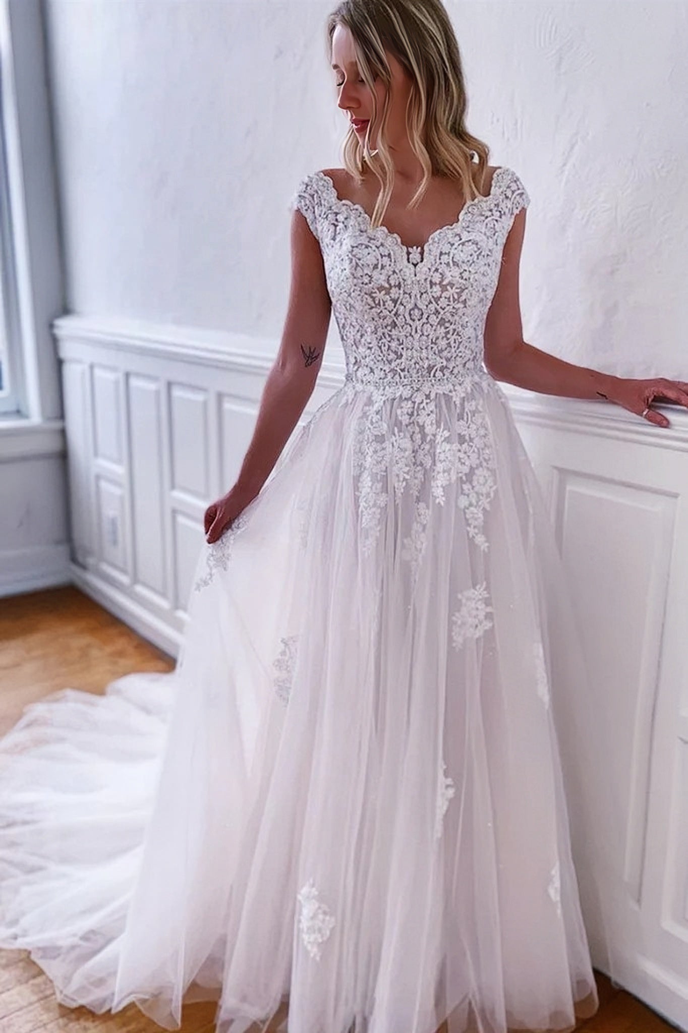 V Neck Lace Tulle A line Wedding Dress