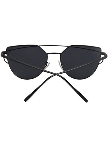 Metal Bar Black Frame Sunglasses – Sassymyprom