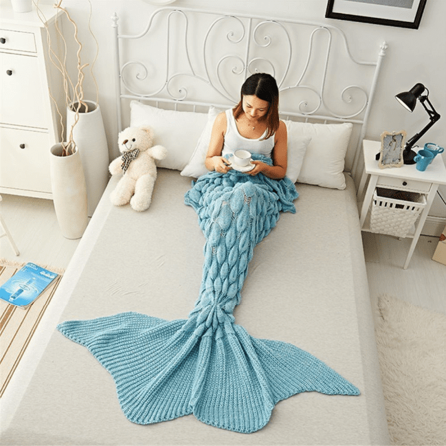 mermaid tail blanket pattern-free