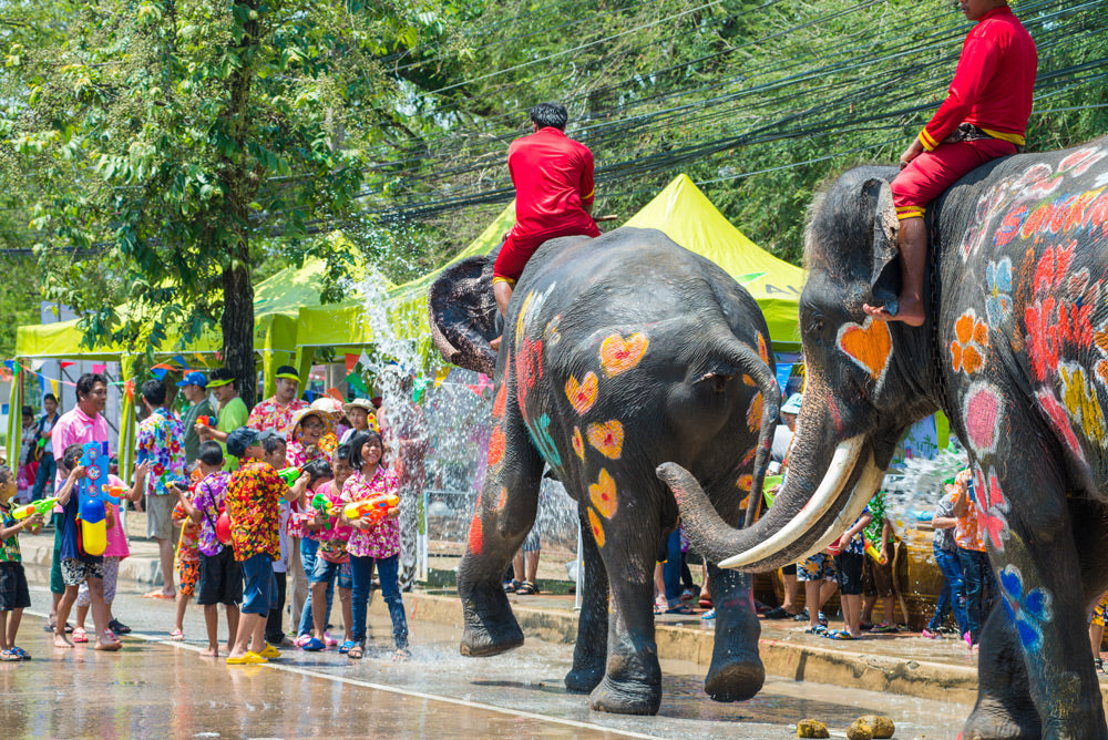 bigstock-Songkran-Festival-In-Ayuttaya-169383047