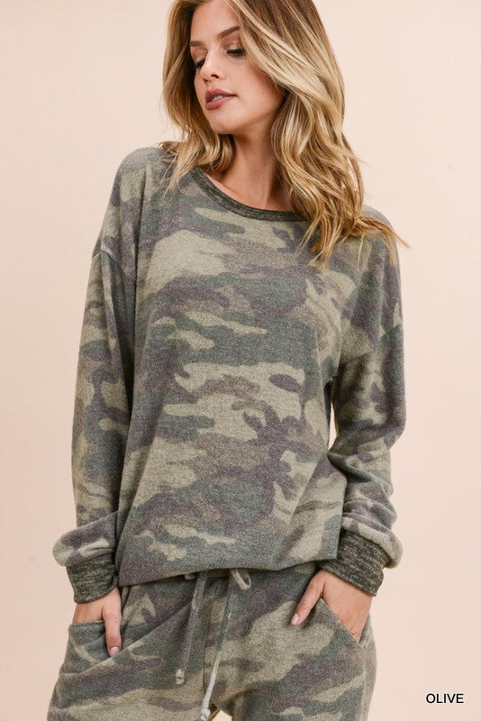 camouflage sweatshirt womens