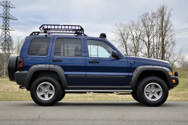 Side view blue Jeep Liberty KJ