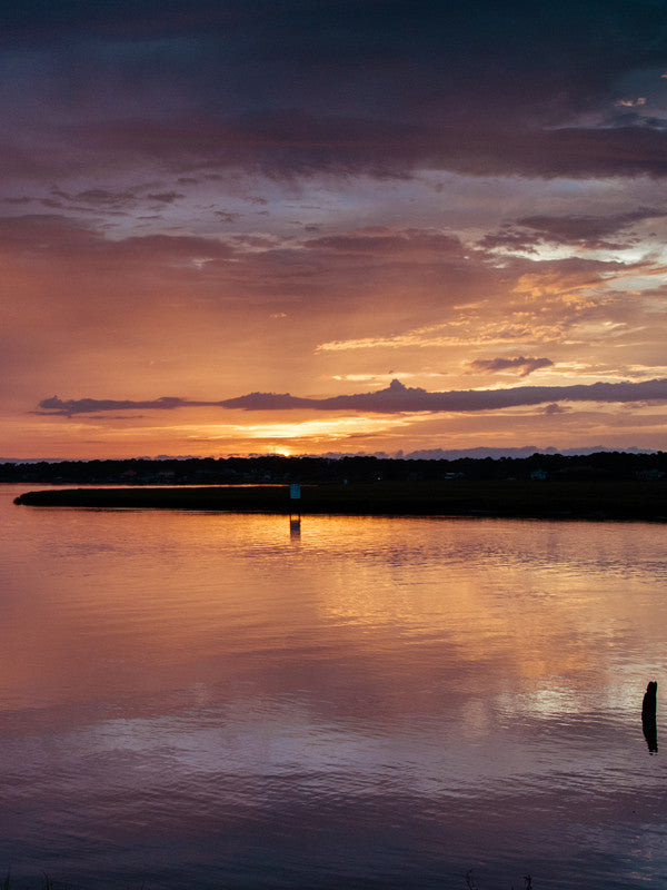 Savannah Georgia sunset over Moon River. Photographed by Kristen M. Brown, Samba to the Sea. 