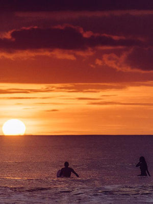 Surf Amor || Surfer Sunset in Costa Rica - The Sunset Shop