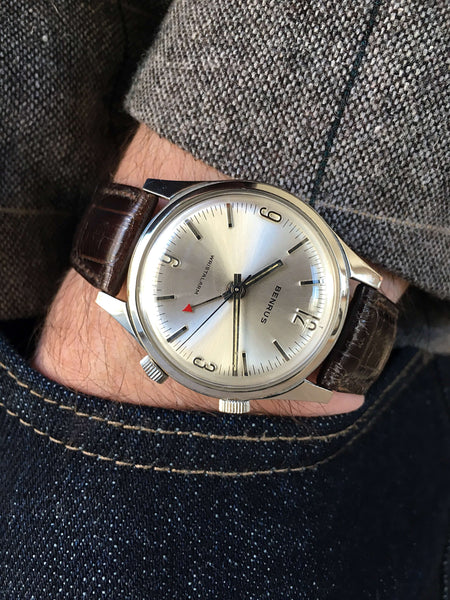 watchsteez.com – 1960s benrus series #3021 wrist alarm watch