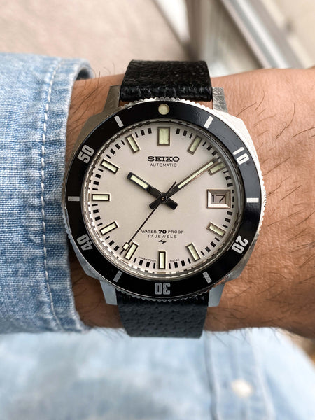  – 1969 seiko 'waterproof' automatic watch ref. 7005-8050  rare white dial