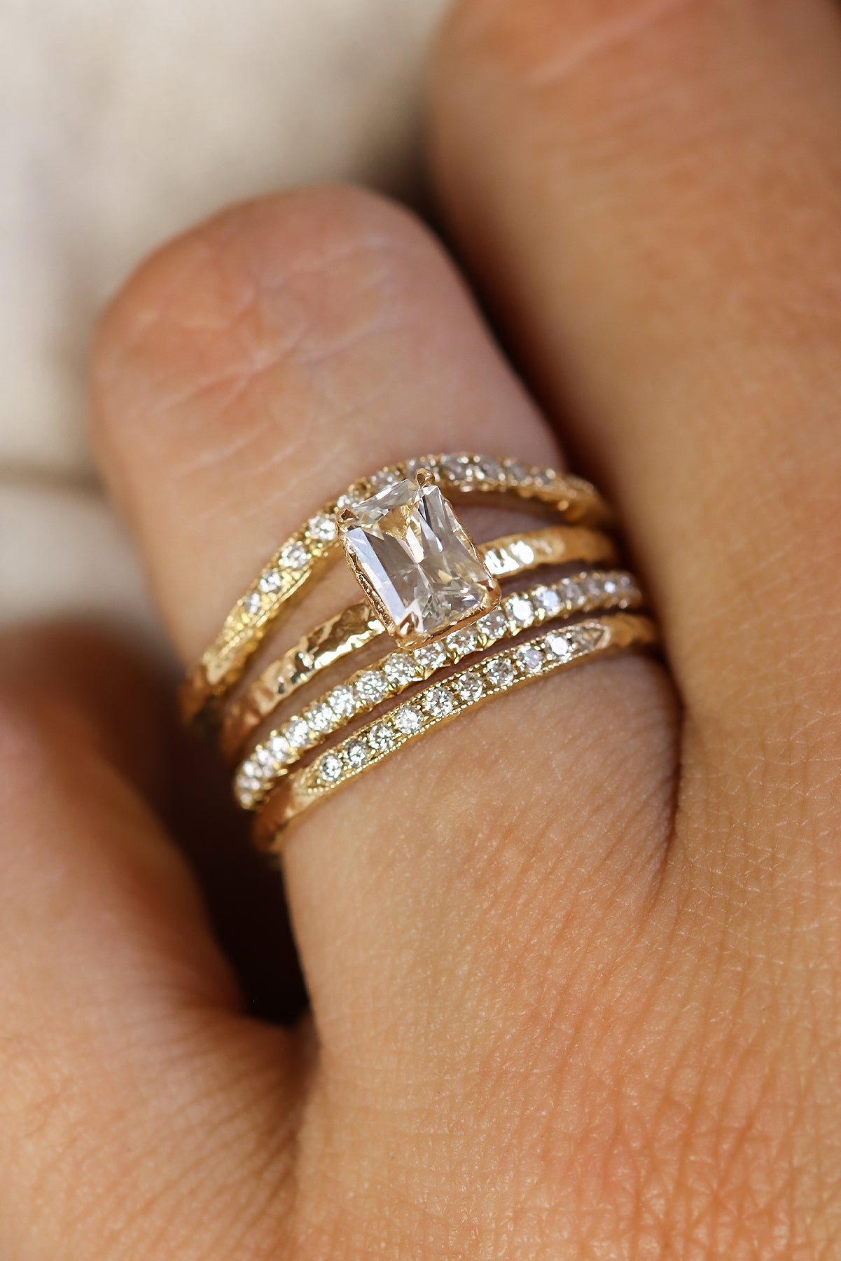 5-engagement-rings-under-1000-solitiare-solitaire-wedding-ring-stack