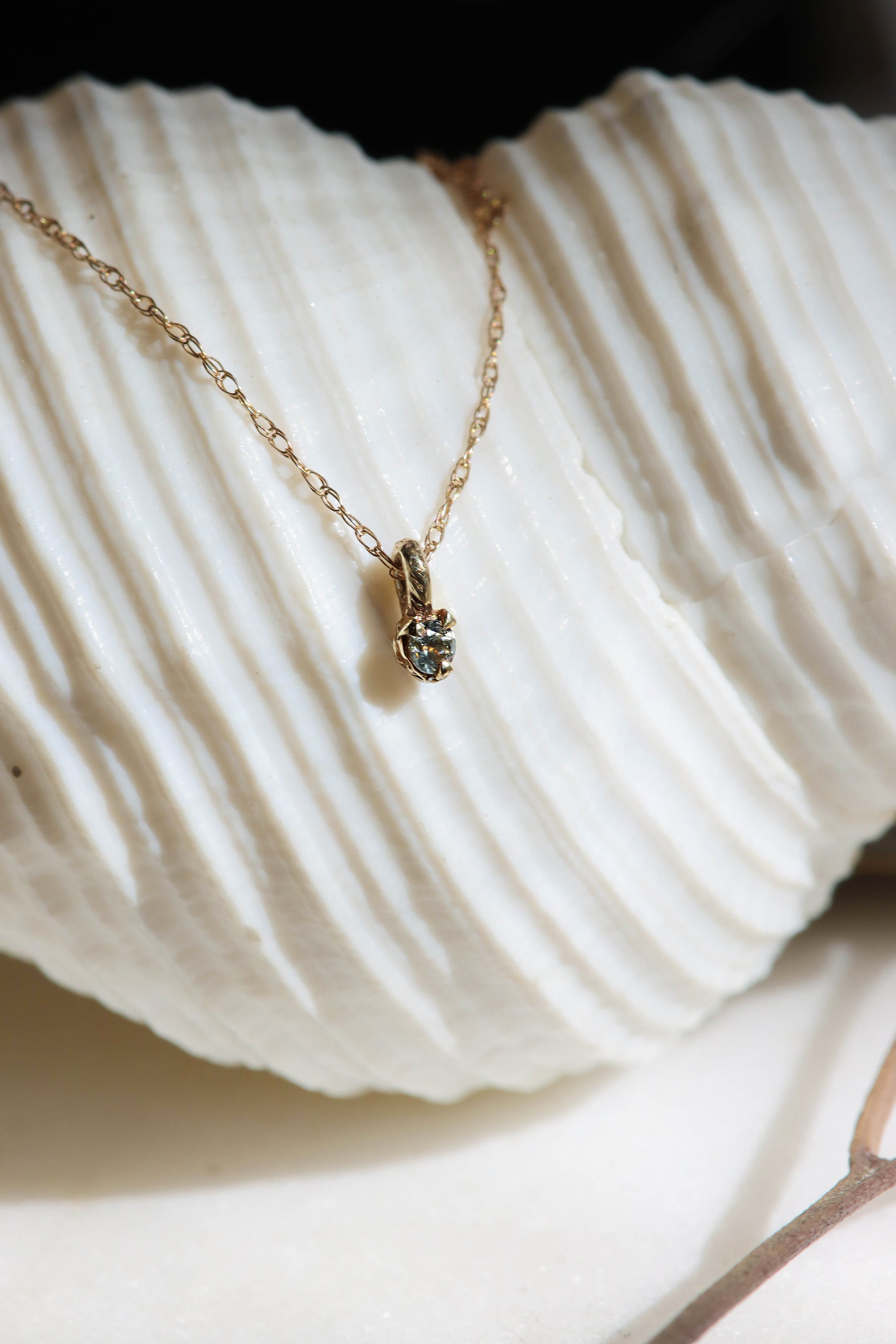 dainty-aquamarine necklace-gold-birthstone-jewelry