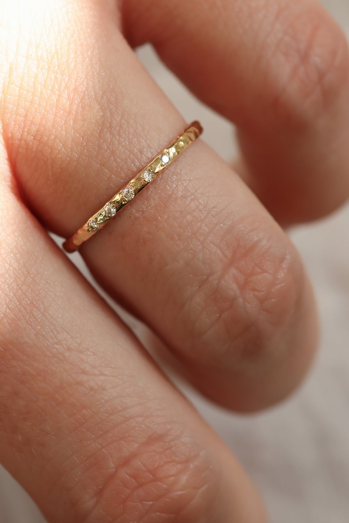 dainty-diamond-band-hammered-texture