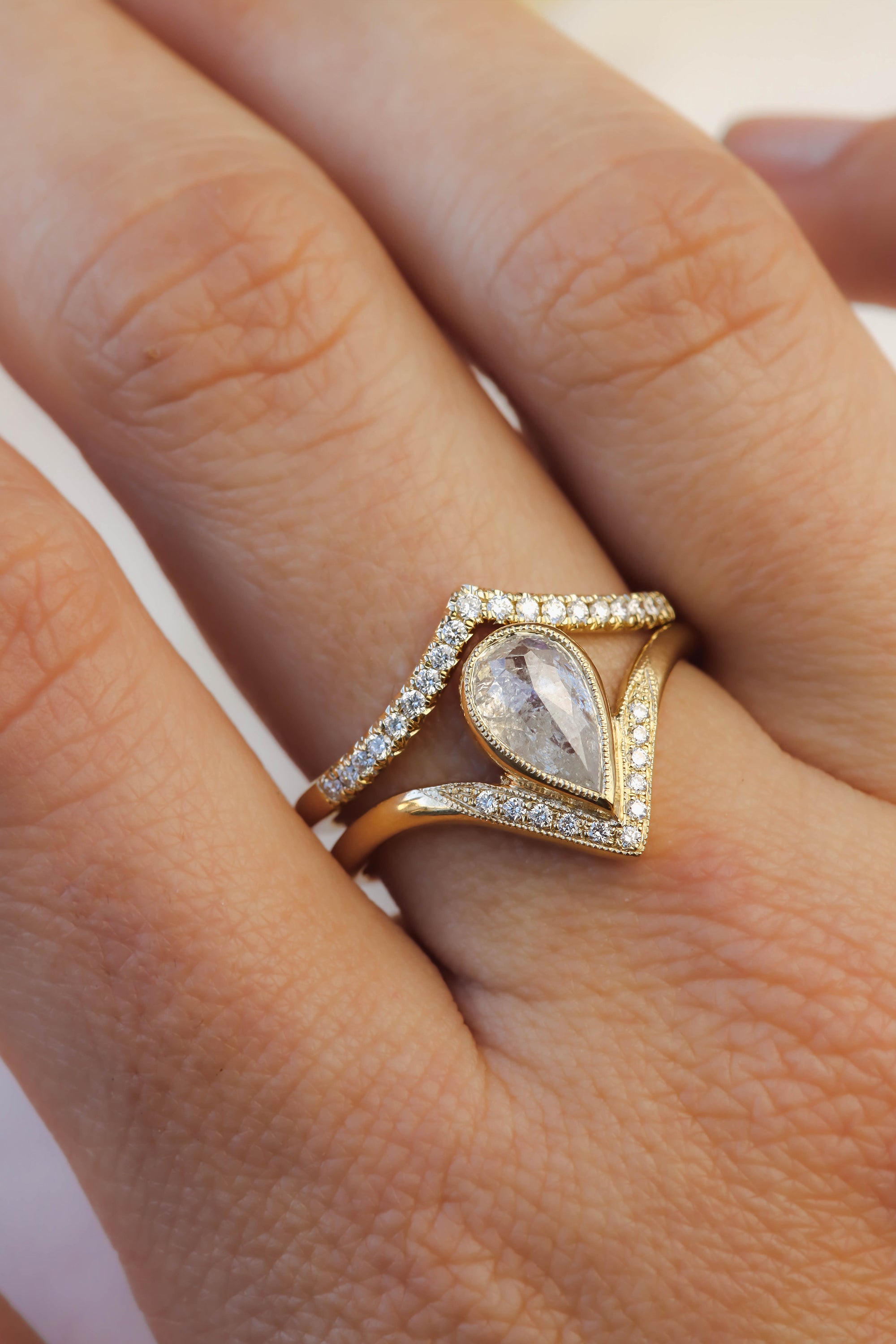 pear-shaped-salt-pepper-diamond-icy-white-diamond-ring