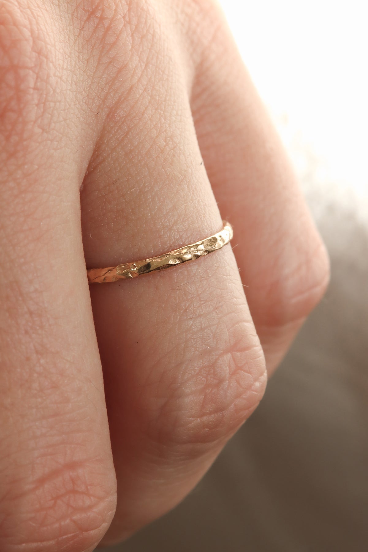 solid-gold-Dainty-textured-band