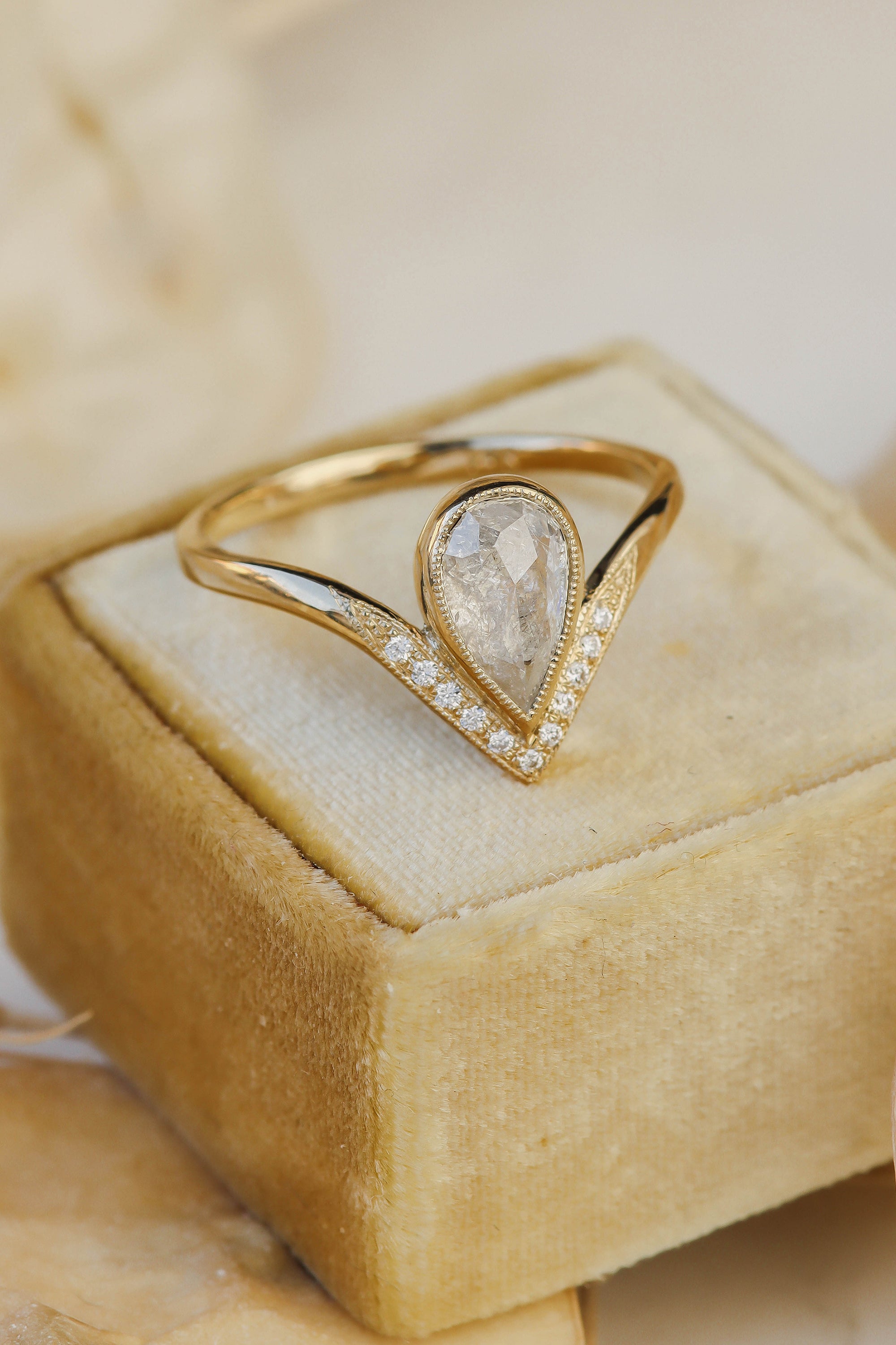unique-salt-pepper-diamond-engagement-ring