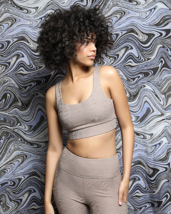 TWENTY Montreal Swirl 3D Sportsbra in Mocha