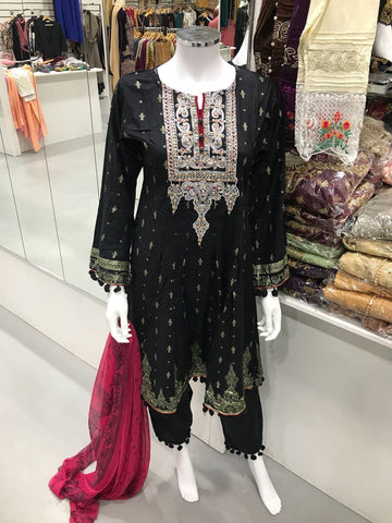 Ready Made Pakistani designer Dresses – Asian Suits Online