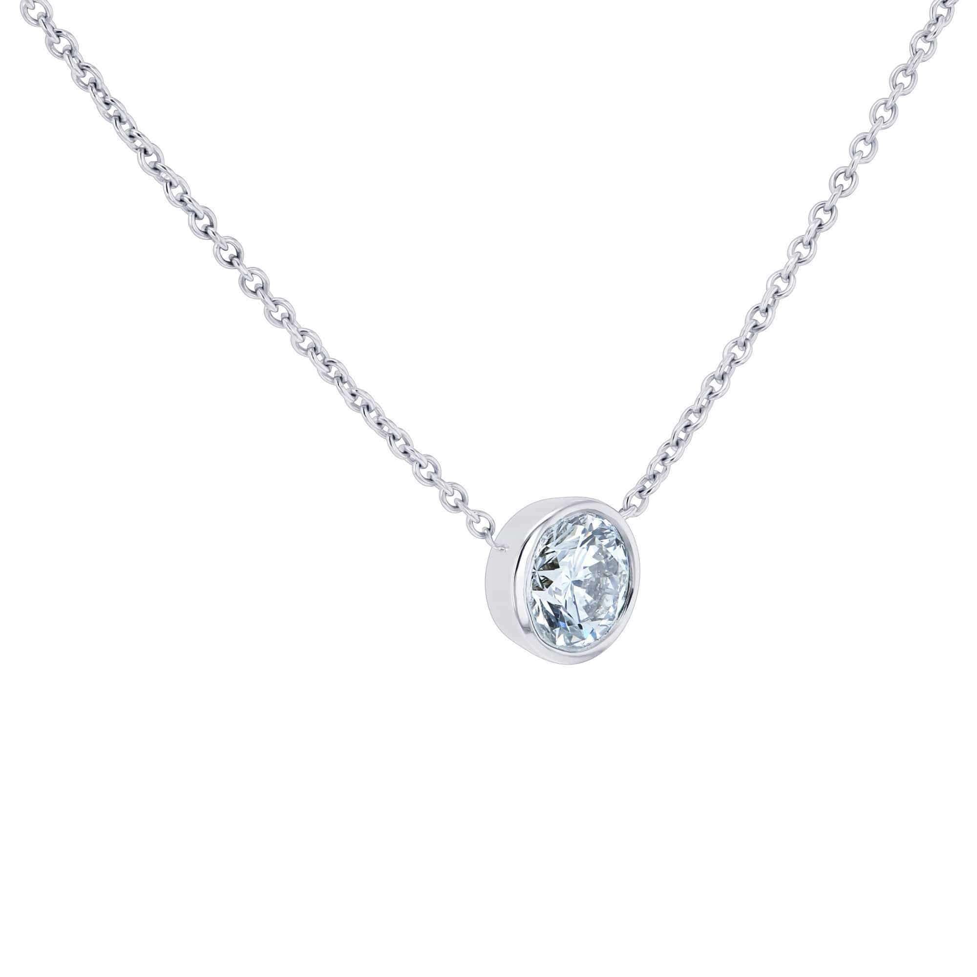 Minimalist diamond necklace in white gold