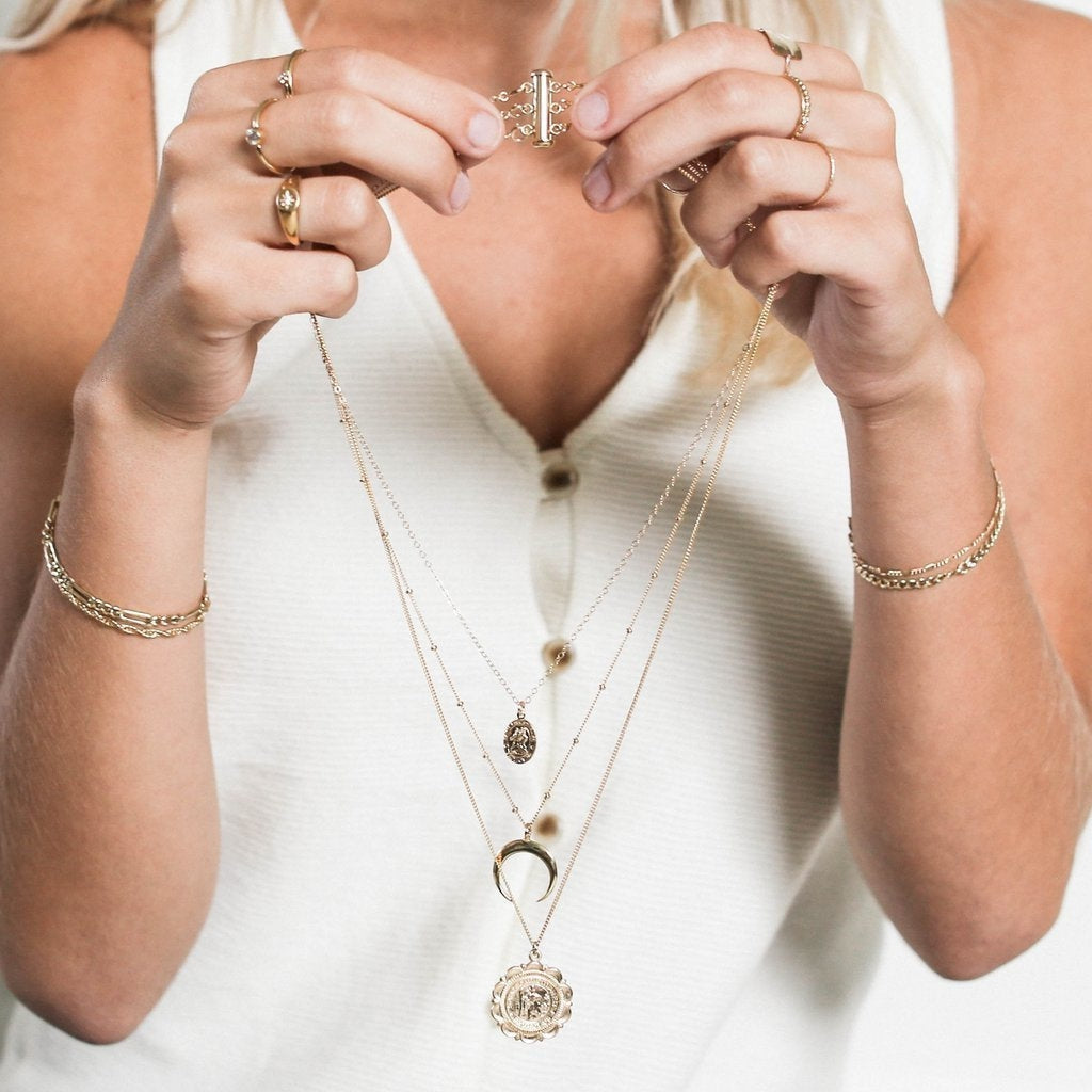 How To Keep Necklaces From Tangling - Lane Woods Jewelry