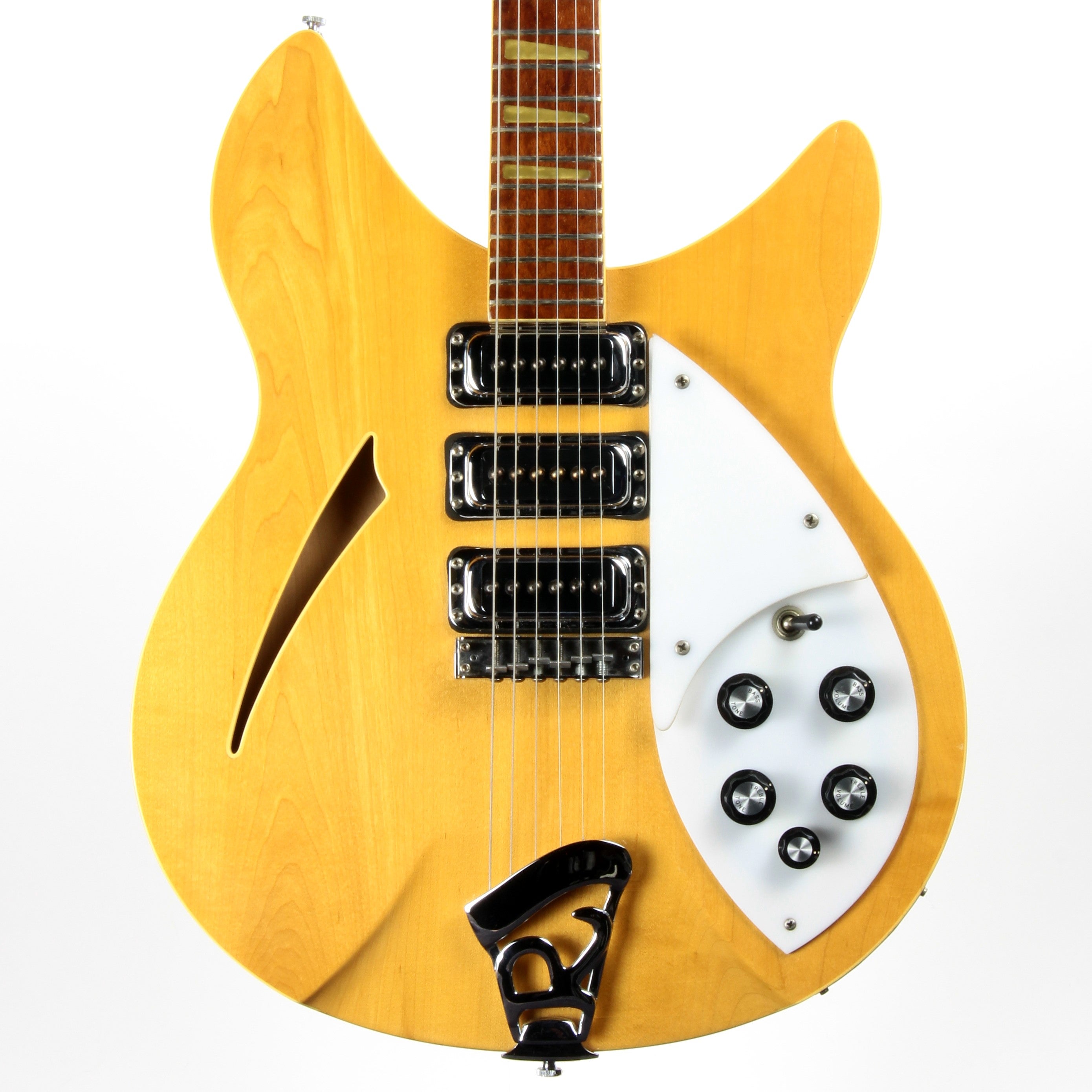 rickenbacker dealers