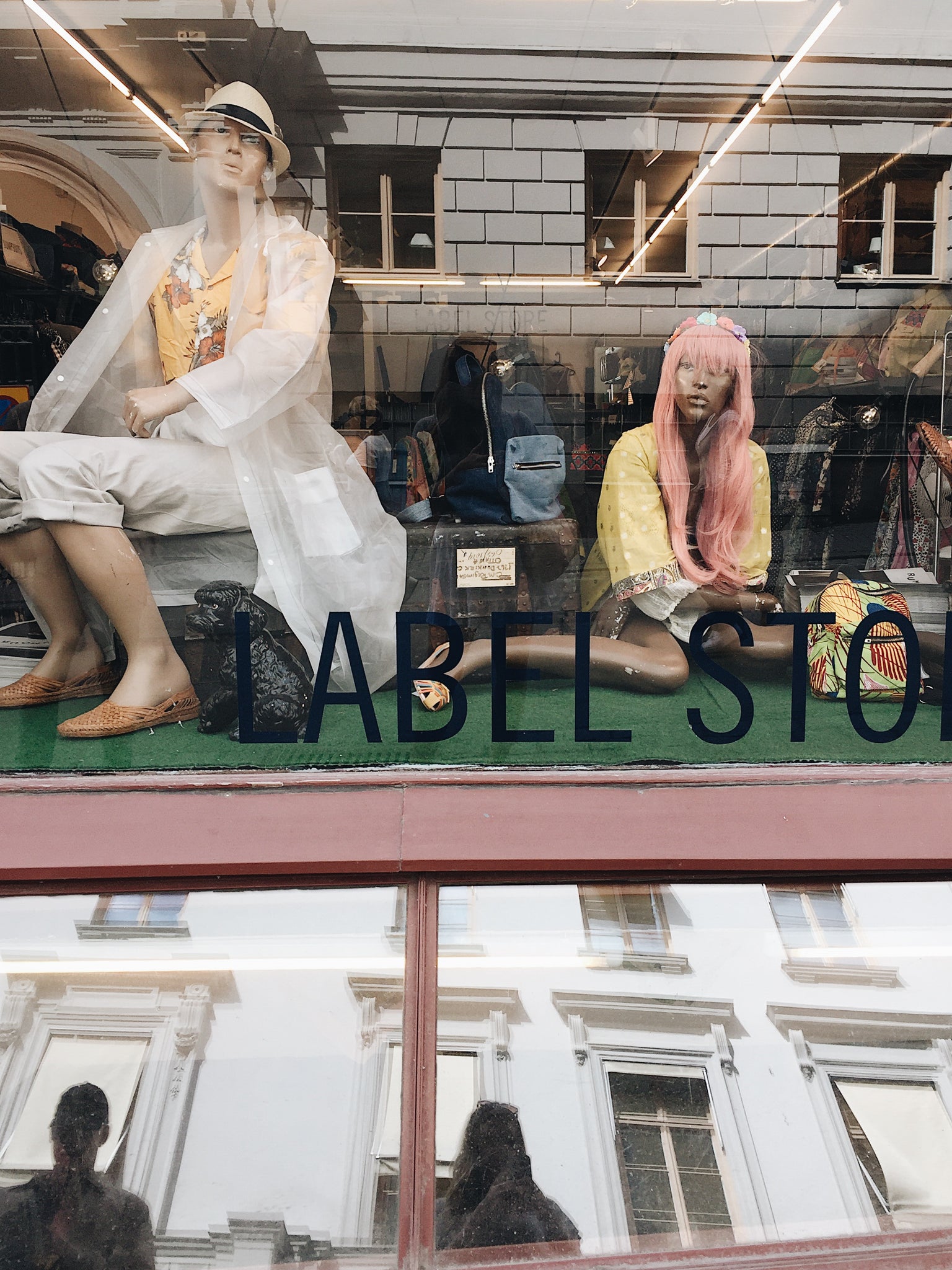 MONTGOMERY COLLECTION | SWEDEN 